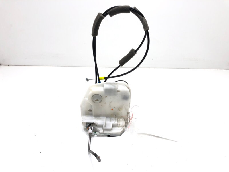 Zámek dveří levý přední Mitsubishi Mirage / Space Star VI Liftback (A0_A) 2012 - 2022 5715A919S