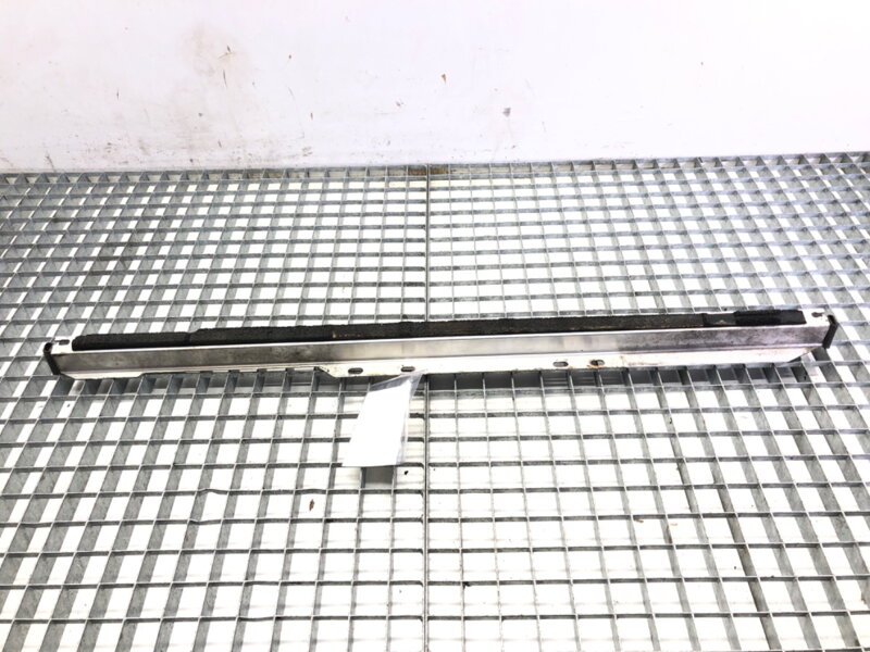 Výztuha konzole Volvo XC60 II (246) 2017 - 2022 31448888