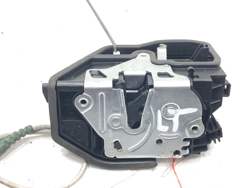 Zámek dveří levý zadní BMW 3 Touring (F31) 2012 - 2019 7229459