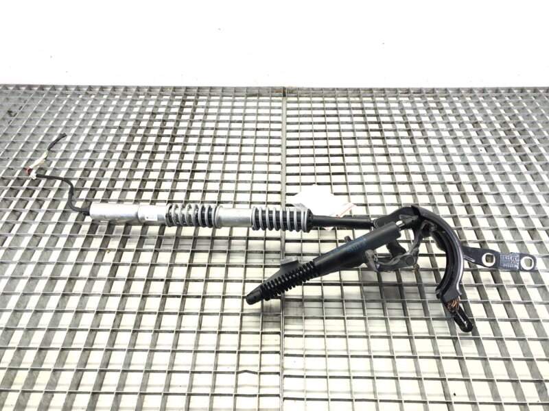 Servomotor / vzpěra teleskop víka kufru levý BMW 5 Touring (F11) 2009 - 2017