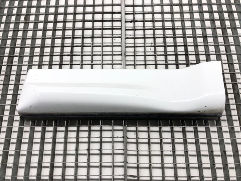 Lišta dveří levá zadní Land Rover Range Rover Sport I (L320) 2005 - 2013 DGP000231