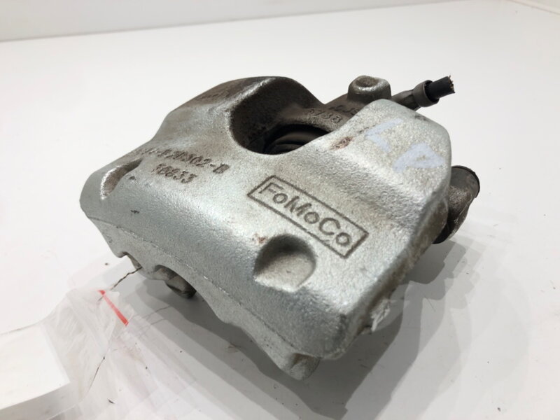 Brzdový třmen levý přední Ford USA Escape IV 2019 - 2024