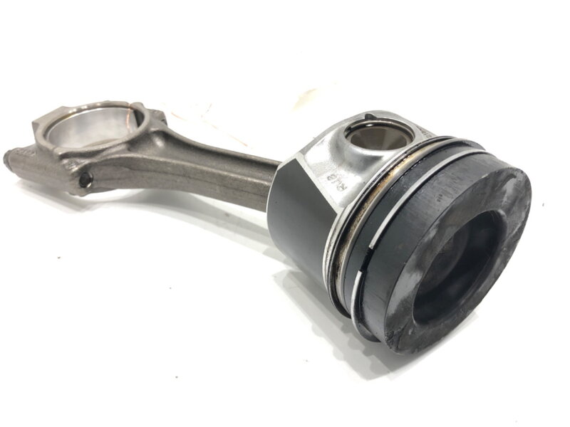 Píst S ojnicí Seat Leon (5F1) 2012 - 2022 CLH