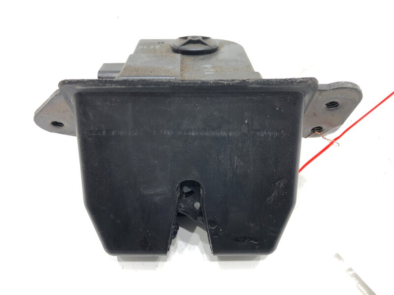 Zámek víka kufru zadní Hyundai I40 I Kombi VAN (VF) 2011 - 2022