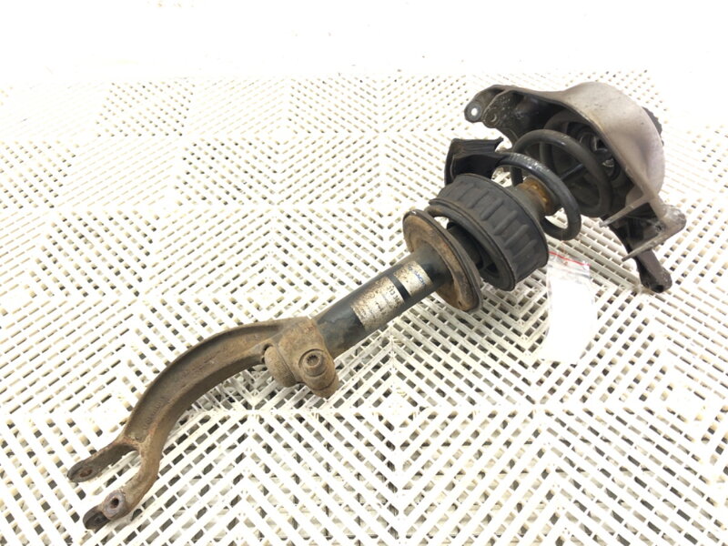 Tlumič pravý přední S pružinou Audi A5 (8T3) 2007 - 2017