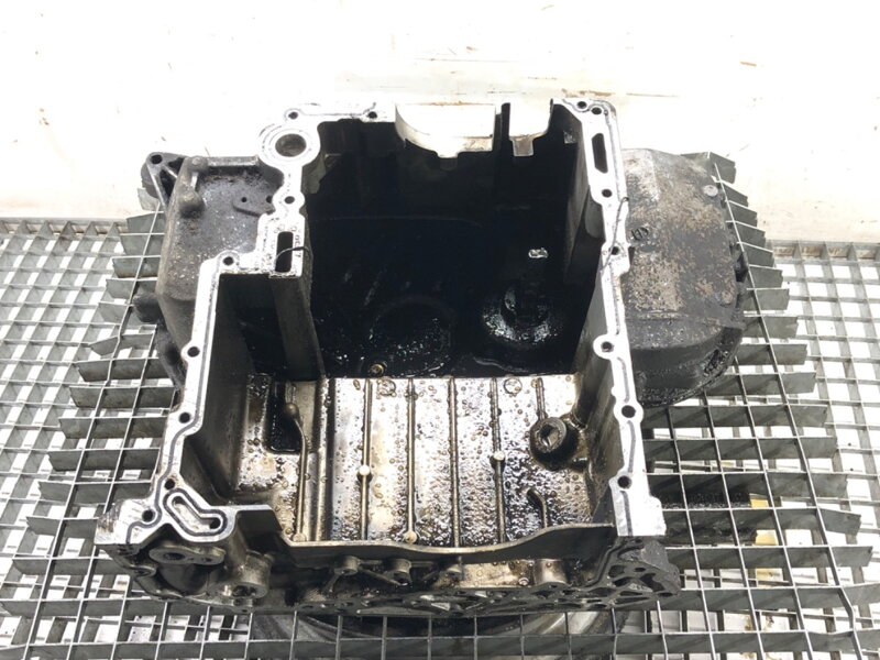 Vana olejová Audi A5 (8T3) 2007 - 2017 CAP 059103602K