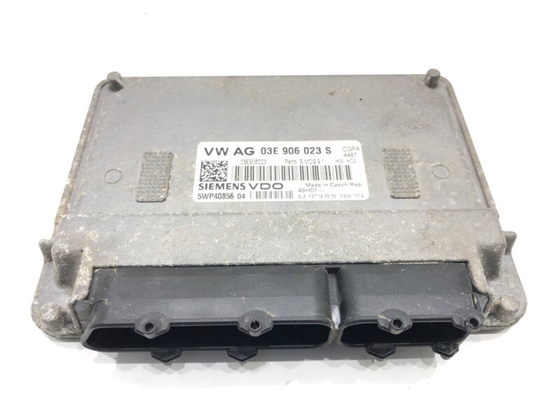 Řídicí jednotka motoru Skoda Roomster (5J7) 2006 - 2015 03E906023S