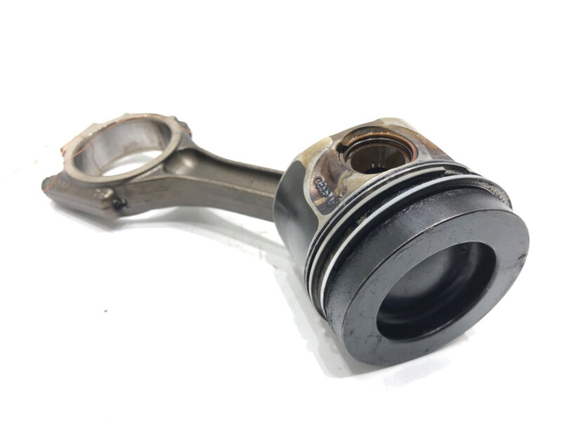 Píst S ojnicí VW Passat B6 Variant (3C5) 2005 - 2011 CBA