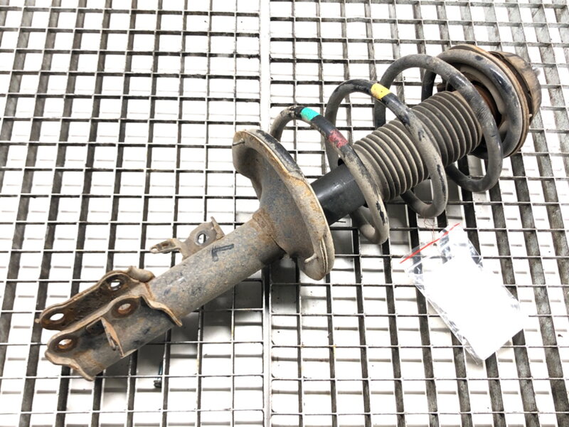 Tlumič levý přední S pružinou Hyundai I20 I (PB, PBT) 2008 - 2022