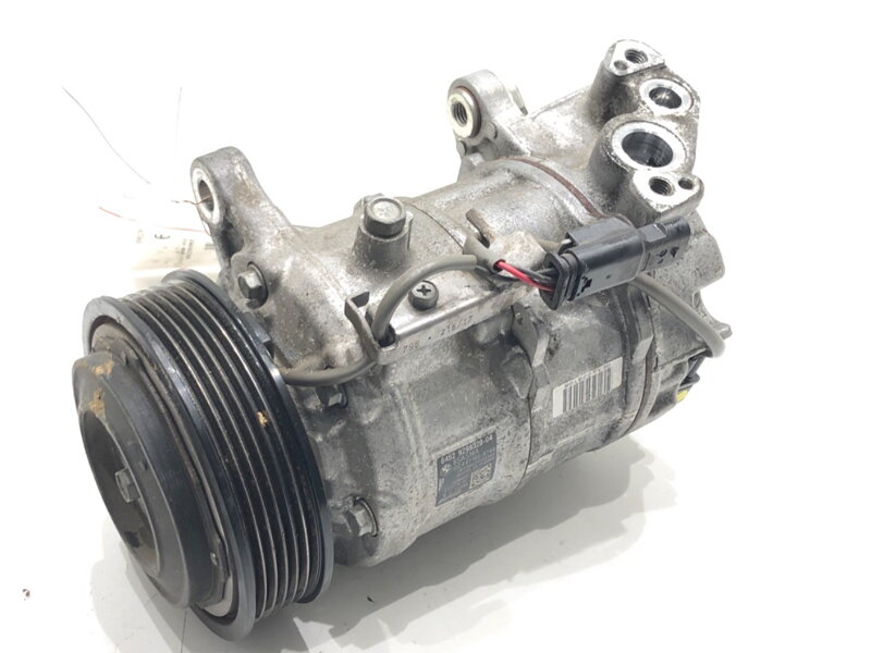 Kompresor klimatizace BMW 3 (F30, F80) 2011 - 2018 9299328