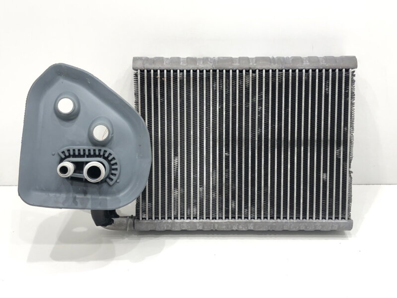 Výparník klimatizace BMW 5 (G30, F90) 2016 - 2022 LG949003