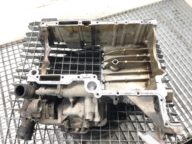 Vana olejová Audi A8 D3 (4E2, 4E8) 2002 - 2010 057103603T