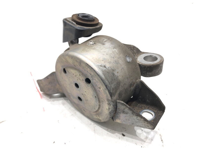 Držák motoru Opel Corsa E (X15) 2014 - 2022 13130739