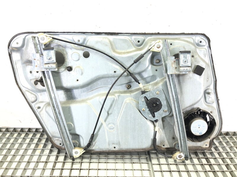 Stahovačka okna pravá přední Skoda Superb I (3U4) 2001 - 2008 3U1837752BM