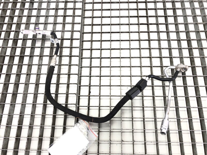 Hadice klimatizace Audi A6 C8 Avant (4A5) 2018 - 2022 4K1816720AC