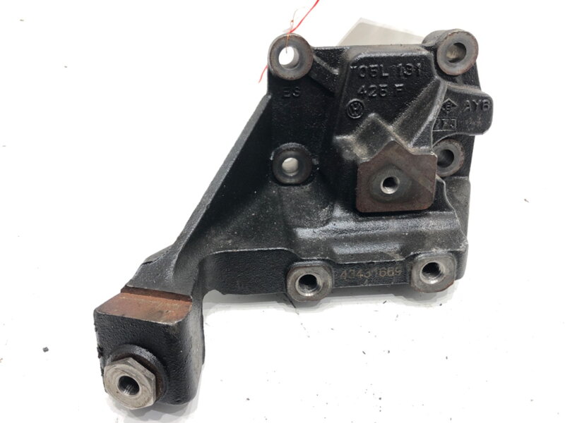 Držák motoru Audi A6 C8 Avant (4A5) 2018 - 2022 05L131425F