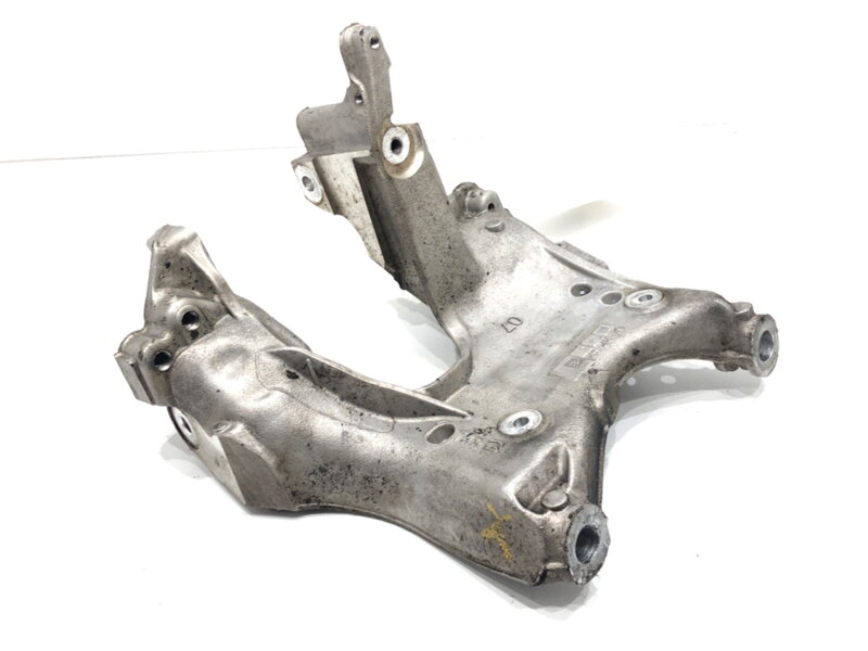 Držák motoru pravý Audi A6 C8 Avant (4A5) 2018 - 2022 80A399296