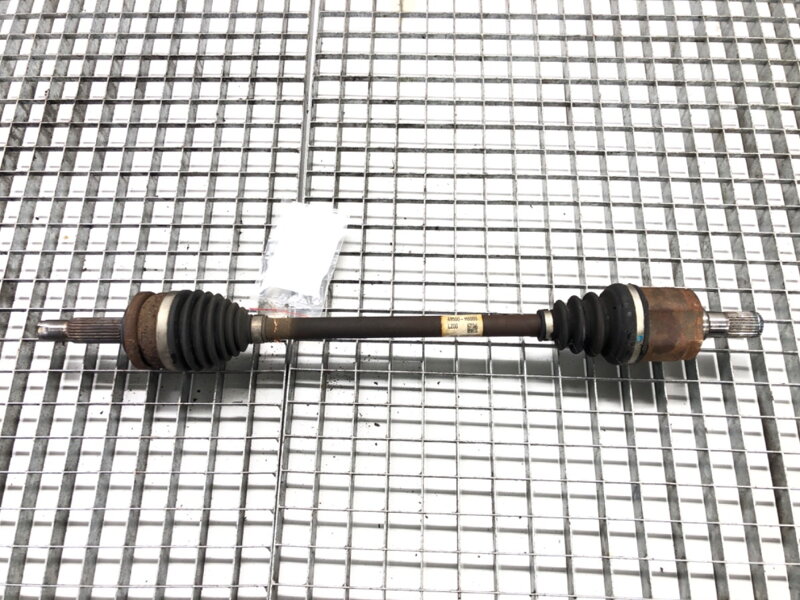 Poloosa levá přední KIA RIO IV (YB, SC, FB) 2017 - 2022 49500-H8000