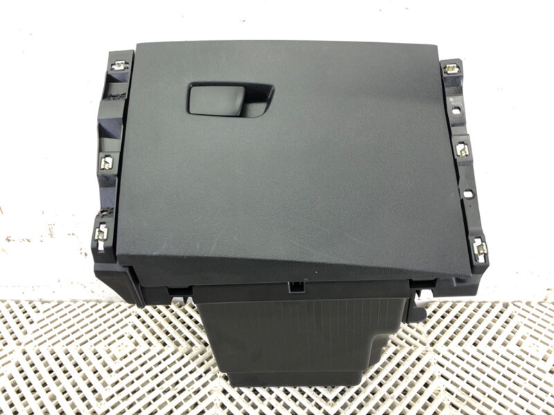 Odkládací schránka spolujezdce Renault Clio V (B7_) 2019 - 2022