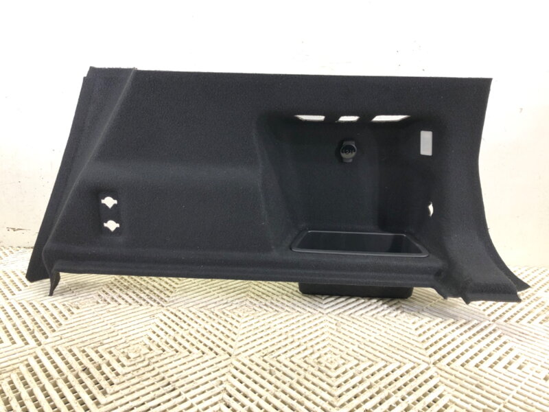 Tapecírung kufru pravý BMW X1 (U11) 2022-2025 9462008