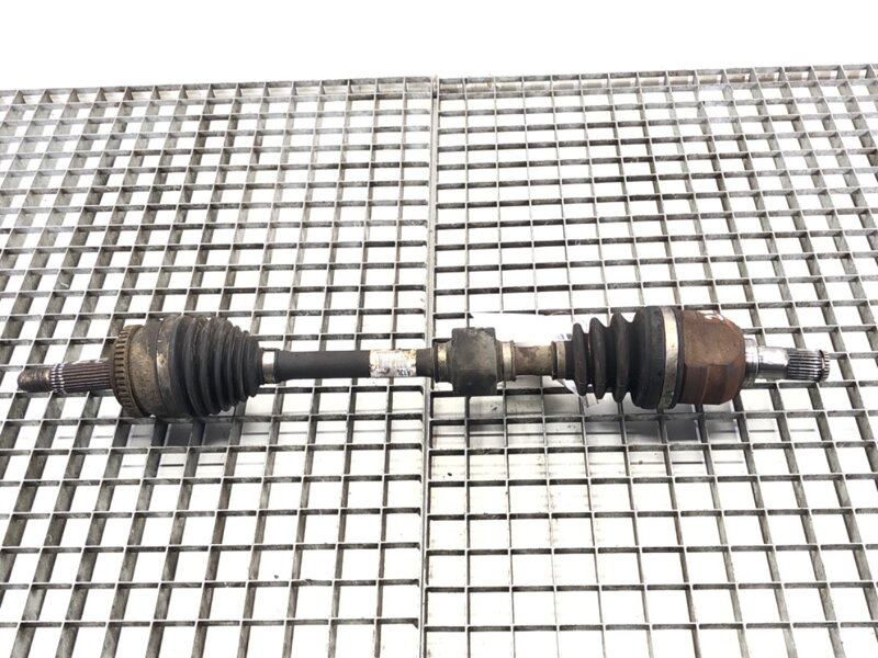 Poloosa levá přední KIA CEE ' D Sportswagon (JD) 2012 - 2018 49500A6100