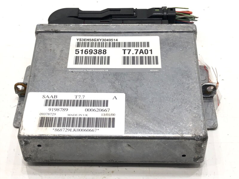 Řídicí jednotka motoru Saab 9-5 Kombi (YS3E) 1998 - 2009 5169388