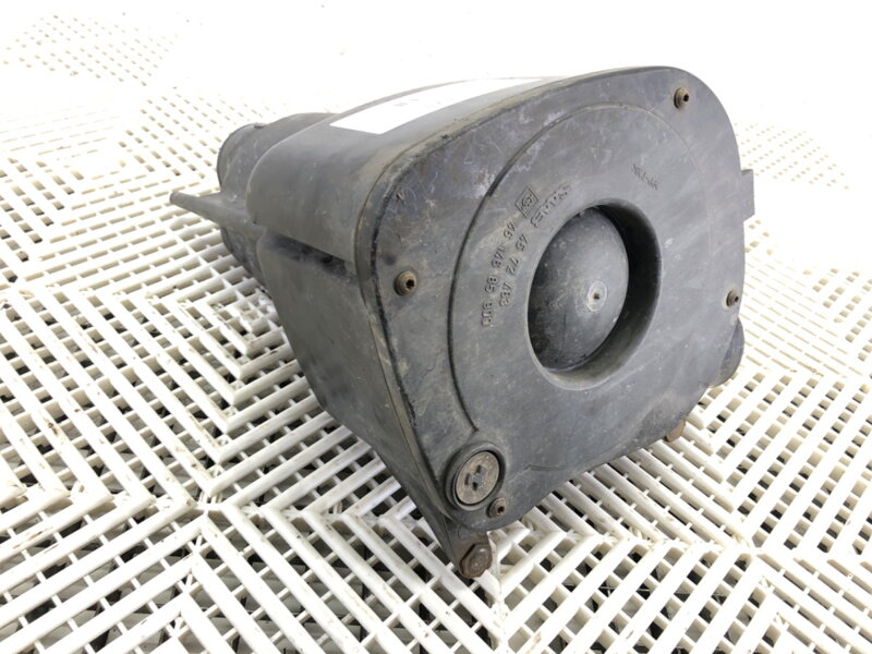 Kryt filtru vzduchu Saab 9-5 Kombi (YS3E) 1998 - 2009 4572483