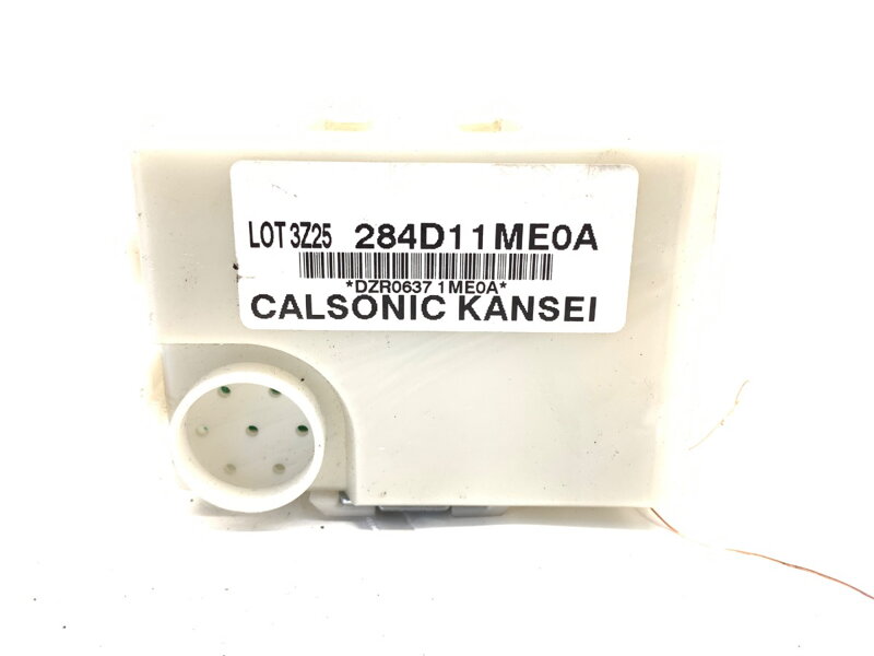 Modul centrálního zámku Infiniti Q70 (Y51) 2013 - 2022 284D11ME0A