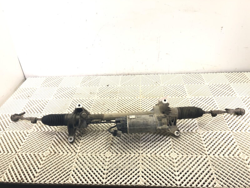 Servo řízení BMW 5 (G30, F90) 2016 - 2022 6893031