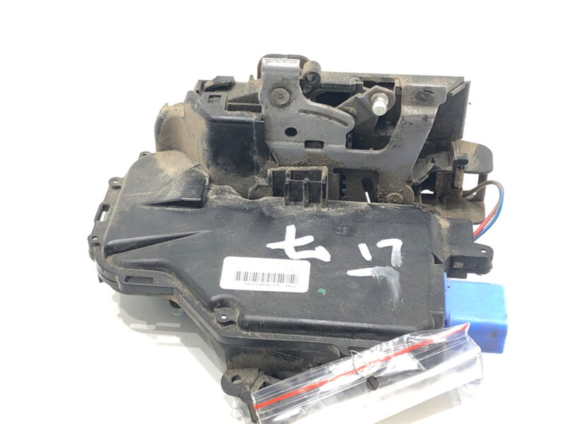 Zámek dveří levý zadní Skoda Roomster (5J7) 2006 - 2015 5J7839015B