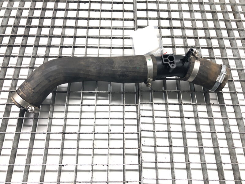 Vzduchové potrubí intercooleru Ford Ecosport 2011 - 2022 GN11-6F073-FC