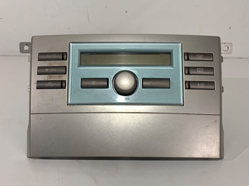 Panel ovládání ventilace Toyota Corolla Verso (ZER_, ZZE12_, R1_) 2004 - 2009 55900-0F030