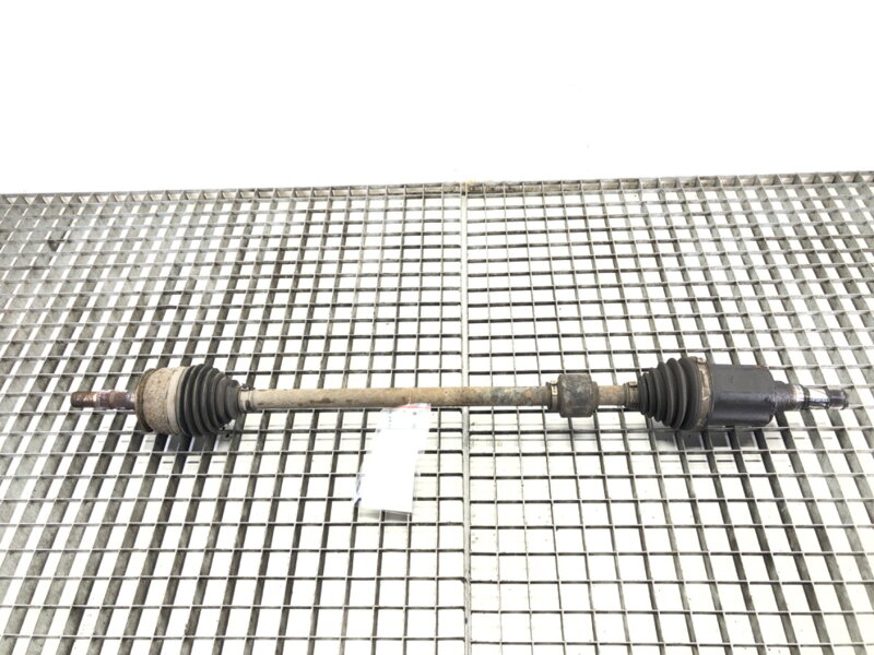 Poloosa pravá přední Chevrolet Cruze (J300) 2009 - 2022