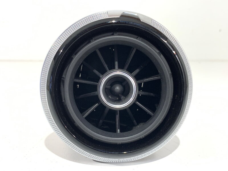 Mřížka ventilace pravá přední Audi A3 (8V1, 8VK) 2012 - 2020 S0903638