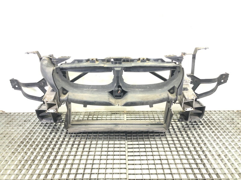 Čelo přední BMW 5 Touring (E61) 2004 - 2010