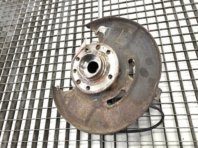 Otoč levá přední Saab 9-5 Kombi (YS3E) 1998 - 2009