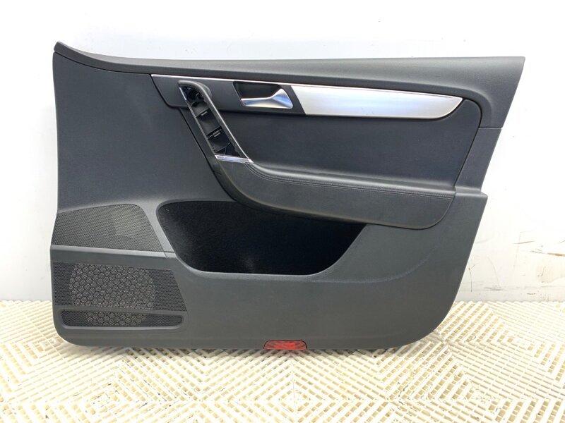 Tapecírung dveří pravý přední VW Passat B7 Variant (365) 2010 - 2015