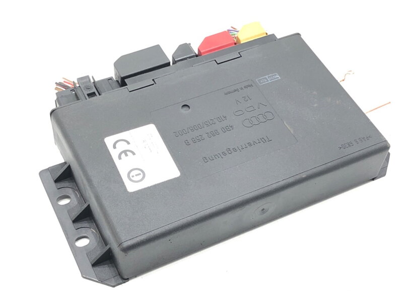 Modul komfortu Audi A6 C5 (4B2) 1997 - 2005 4B0962258B