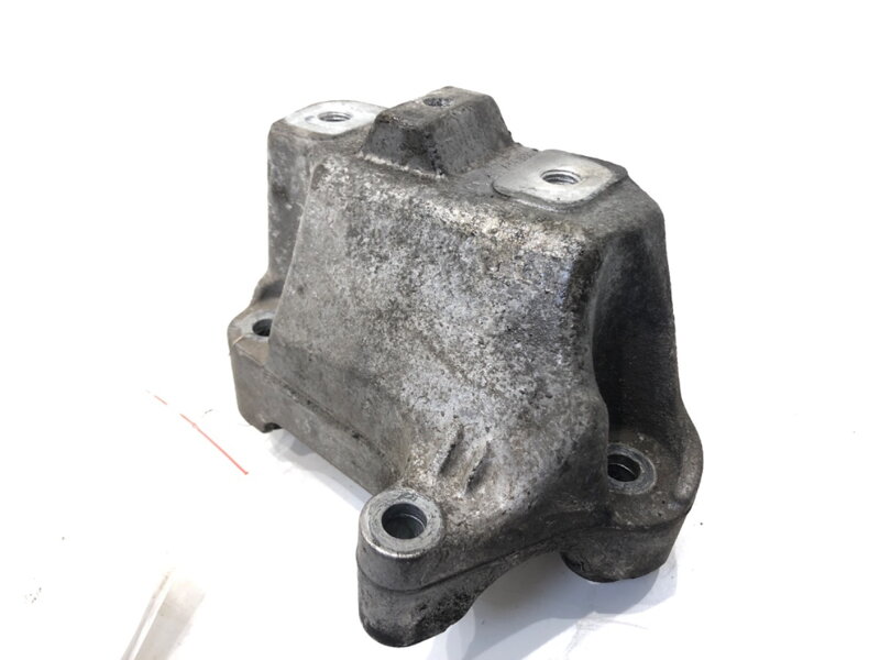 Držák převodovky převodů VW Golf VII (5G1, BQ1, BE1, BE2) 2012 - 2022 1K0199117AJ