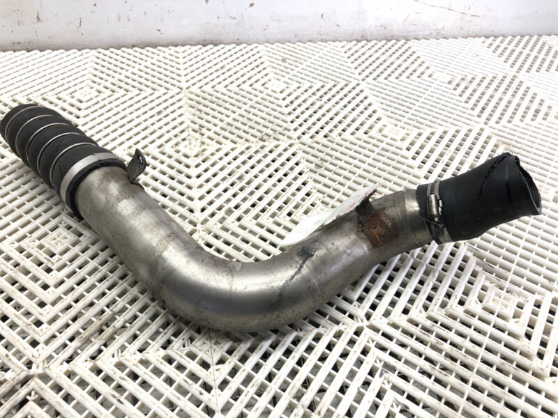 Potrubí turba Audi TT (FV3, FVP) 2014 - 2022