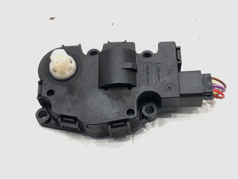 Motor radiátoru topení Audi A5 (8T3) 2007 - 2017 K9749006