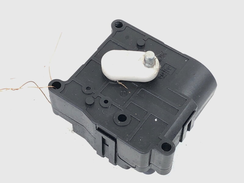 Motor radiátoru topení Toyota Corolla Verso (ZER_, ZZE12_, R1_) 2004 - 2009 113800-2051