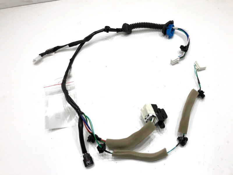 Kabeláž dveře zadní pravá Suzuki S-cross 2022 - 2022 36751-63T00