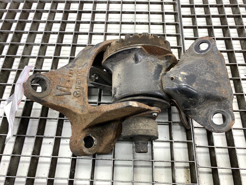 Polštář motoru levý Mazda CX-9 (TB) 2006 - 2022