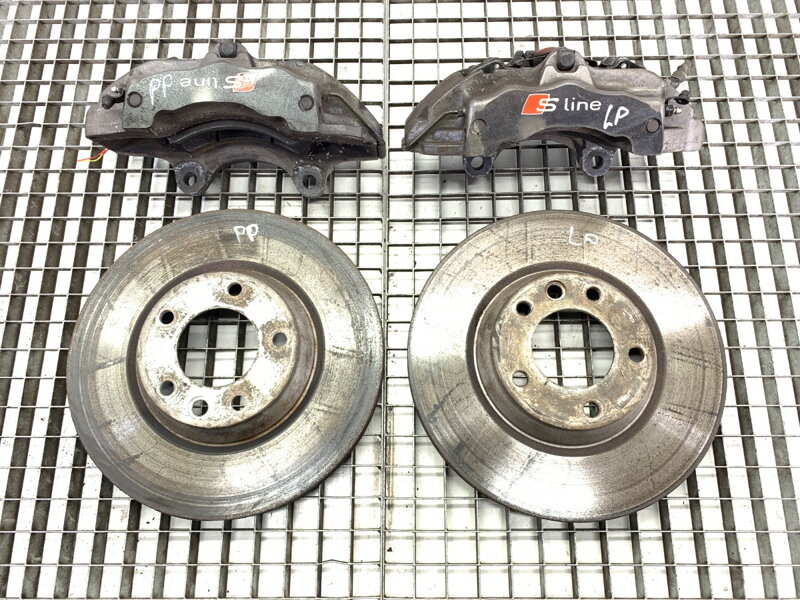 Třmeny přední sada swap ZR / ZL Audi Q7 (4LB) 2006 - 2016