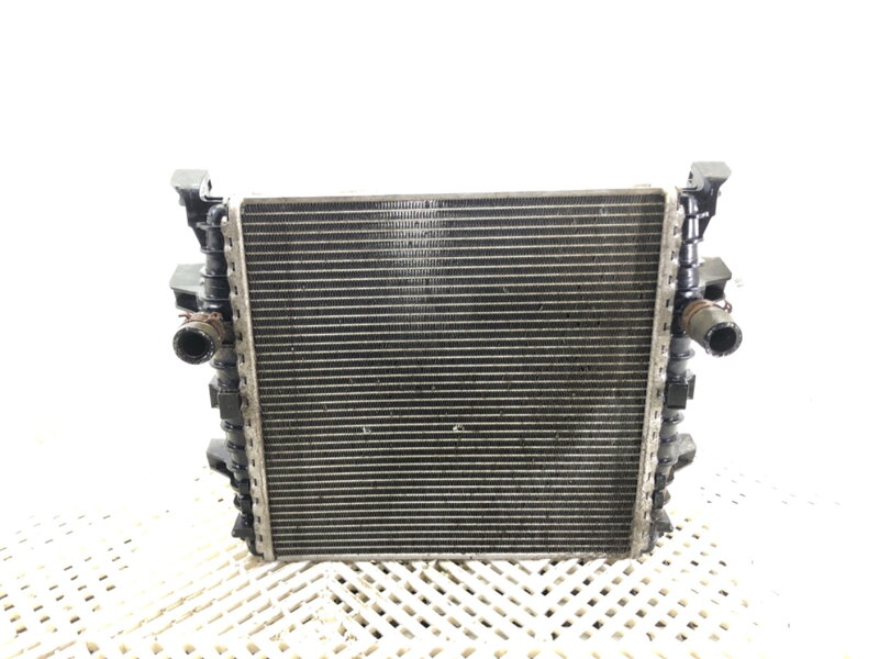 Chladič vody Audi Q7 (4LB) 2006 - 2016 7L8121212