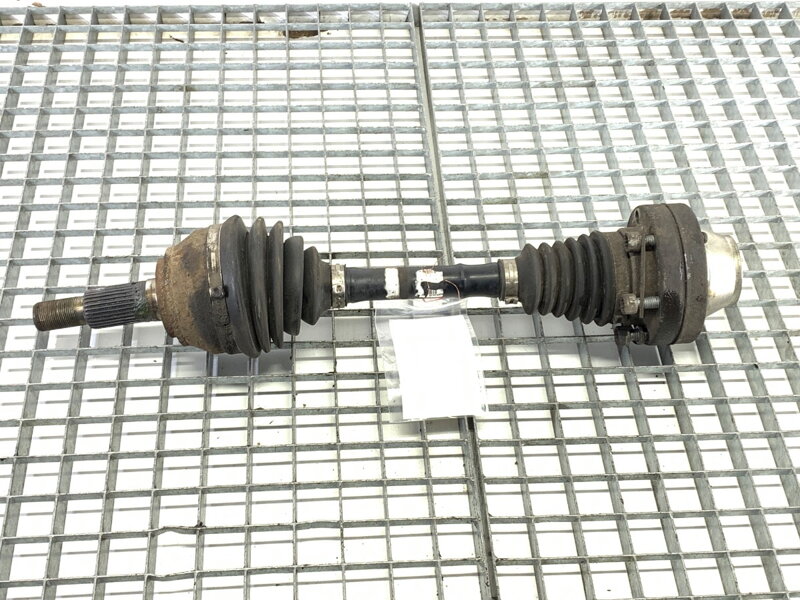 Poloosa pravá přední Audi Q7 (4LB) 2006 - 2016