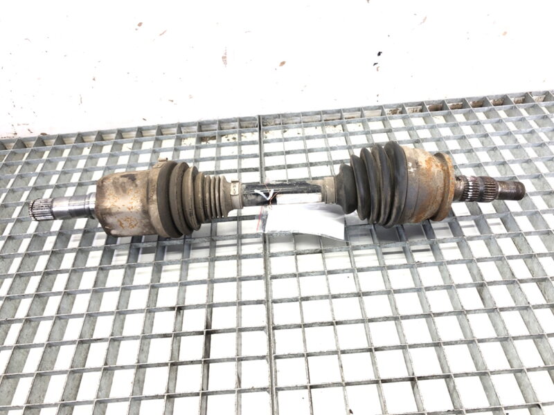 Poloosa levá přední Opel Astra J Sports Tourer (P10) 2010 - 2015