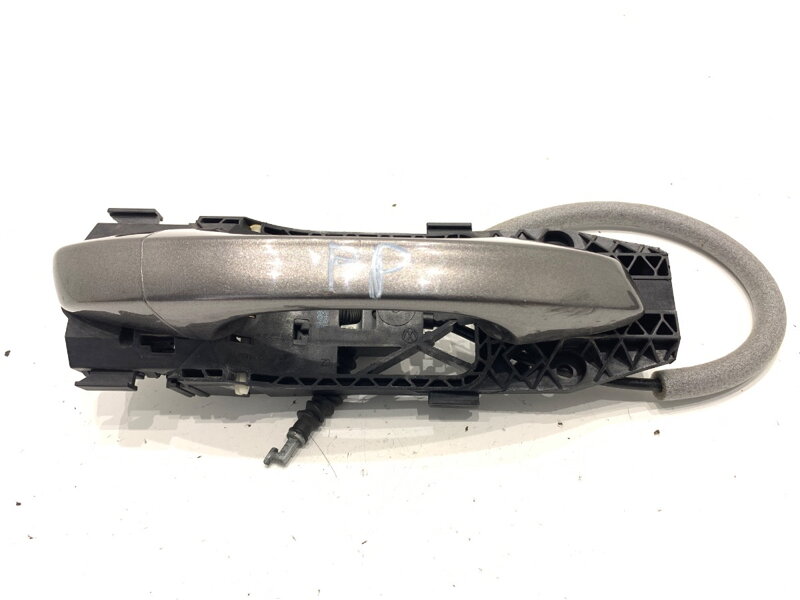 Klika vnější pravá přední Seat Leon (5F1) 2012 - 2022