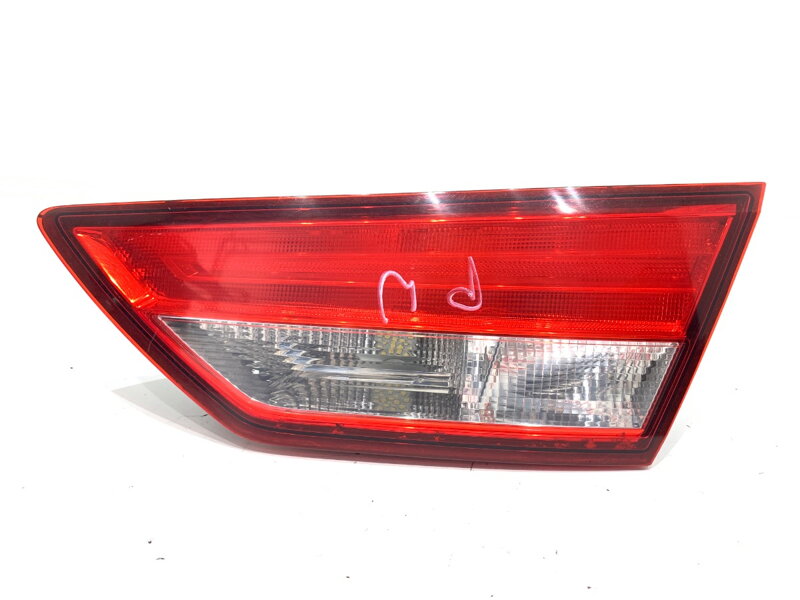 Světlo zadní pravé vnitřní Seat Leon (5F1) 2012 - 2022 90047633